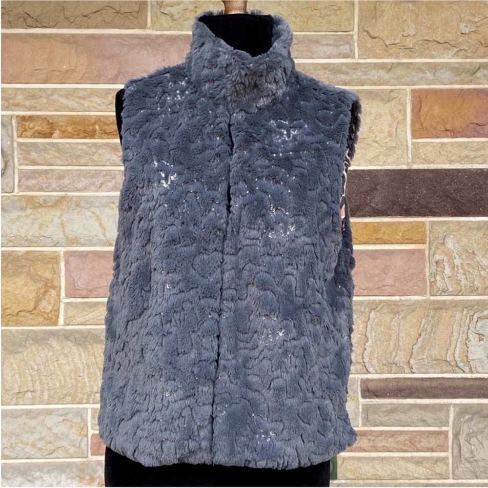 Betsey Johnson Gray Faux Fur Silver Sequined‎ Vest